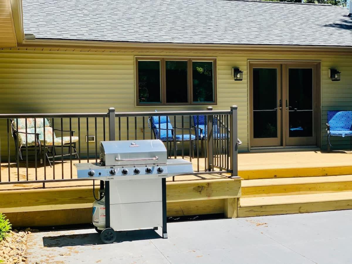 The Cortland Cottage At Brant'S Apple Orchard Ashtabula Exterior photo