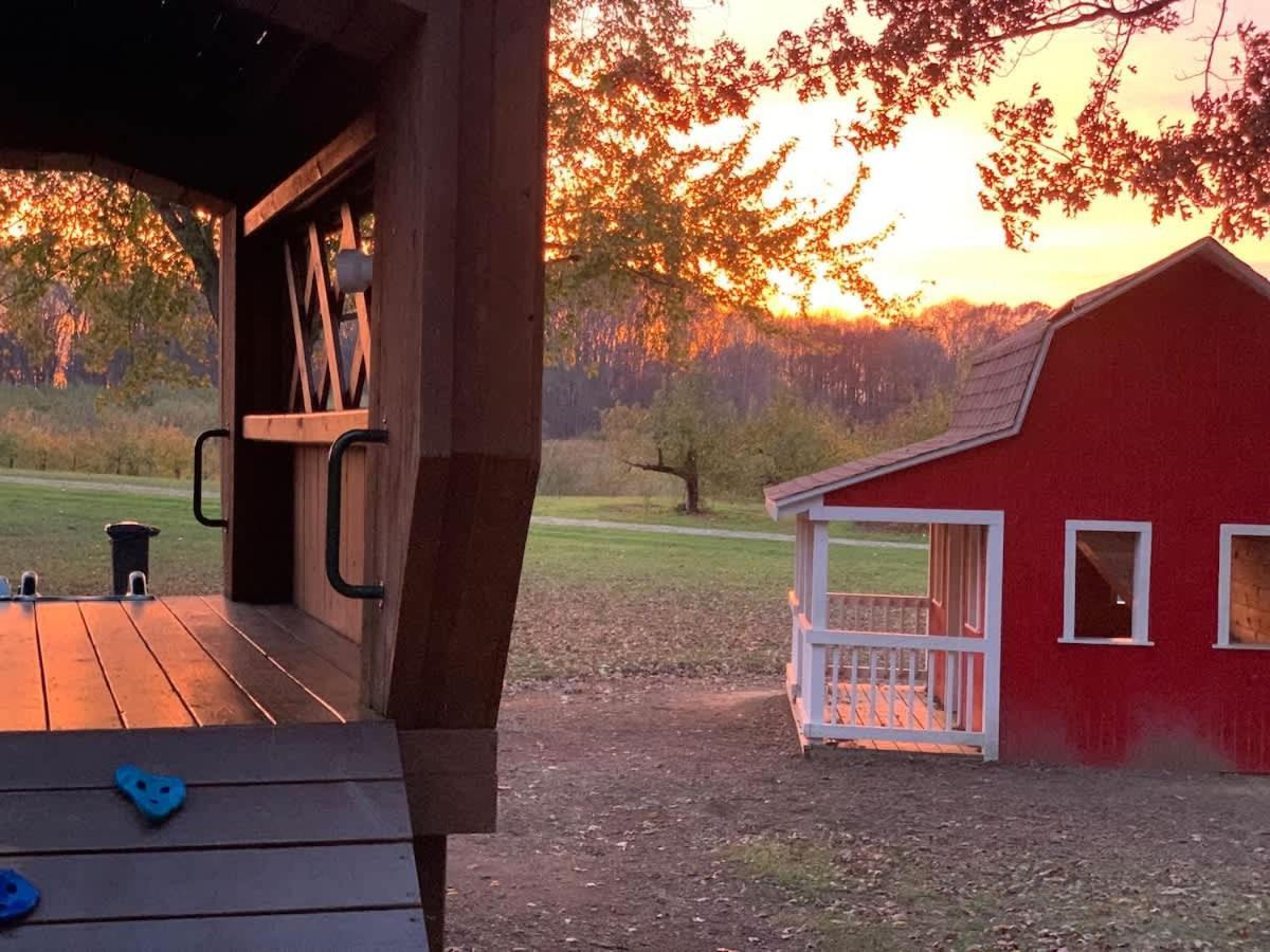 The Cortland Cottage At Brant'S Apple Orchard Ashtabula Exterior photo