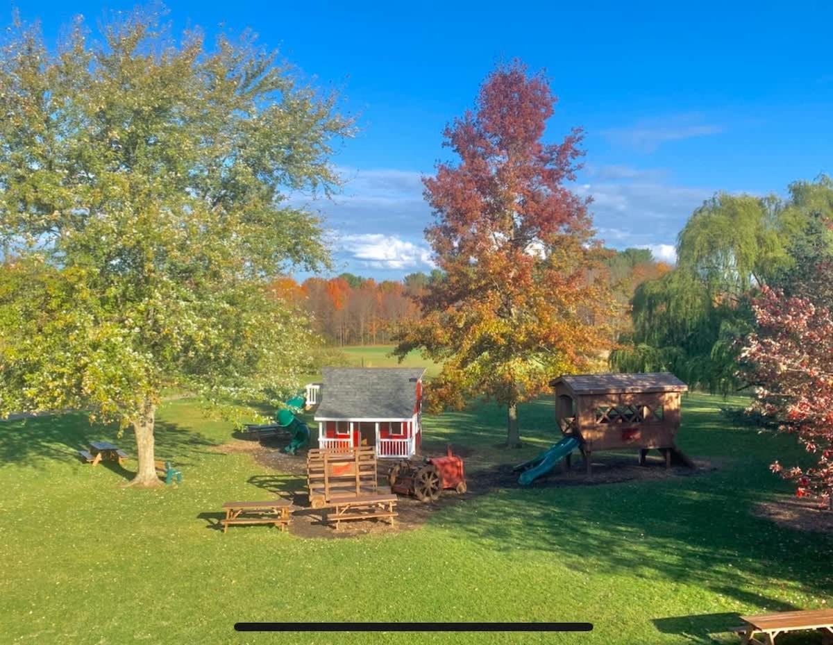 The Cortland Cottage At Brant'S Apple Orchard Ashtabula Exterior photo